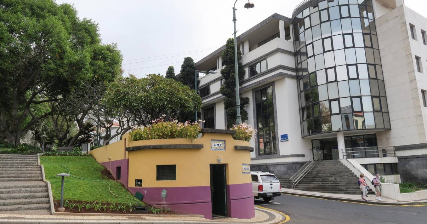 PSP deteve jovem na posse de uma catana e haxixe durante operação STOP