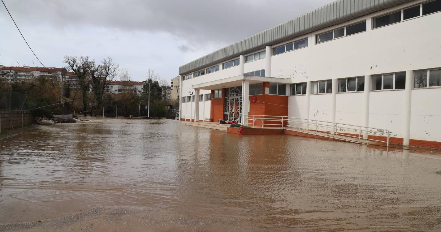 Jogo Juventude de Lis-CS Madeira adiado devido à calamidade em Leiria