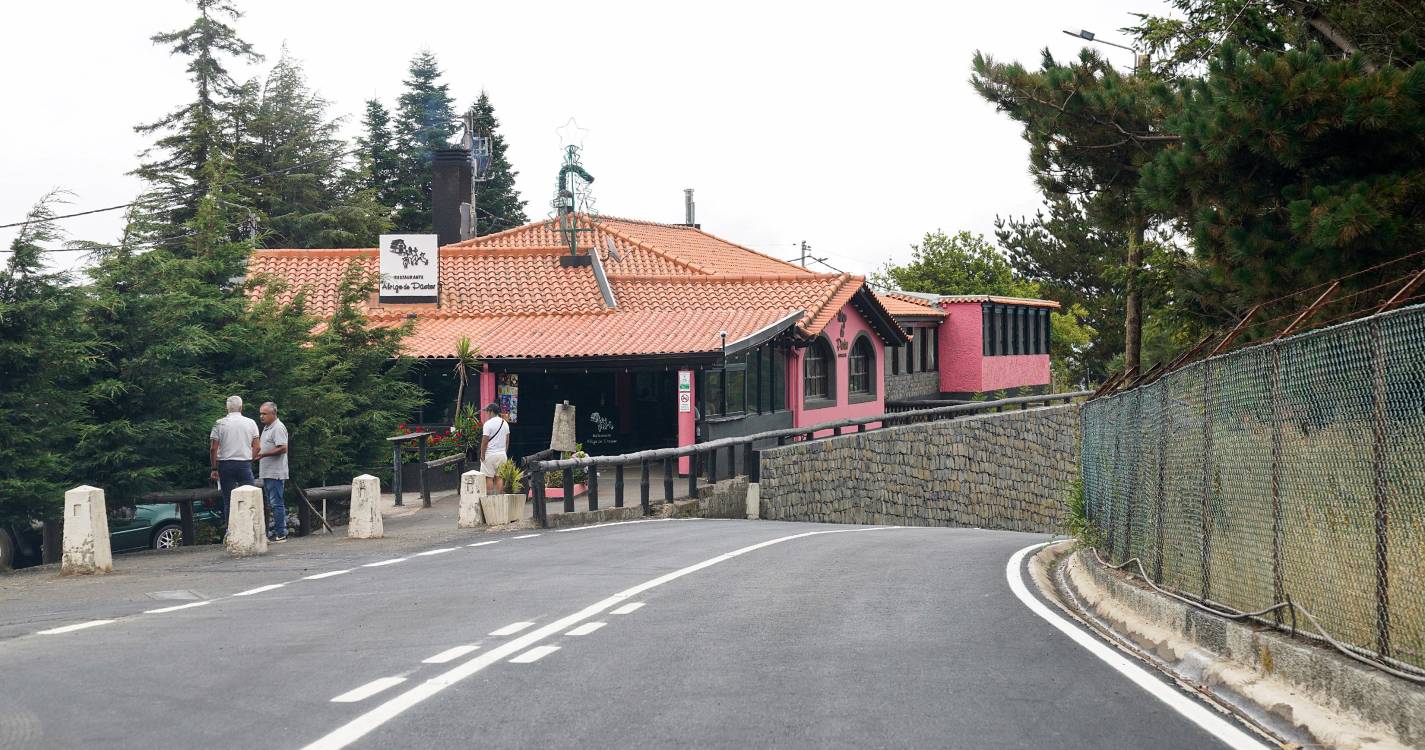 Idoso ferido na cabeça após queda