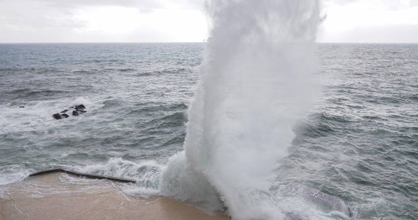 Madeira sob aviso amarelo por causa da agitação marítima