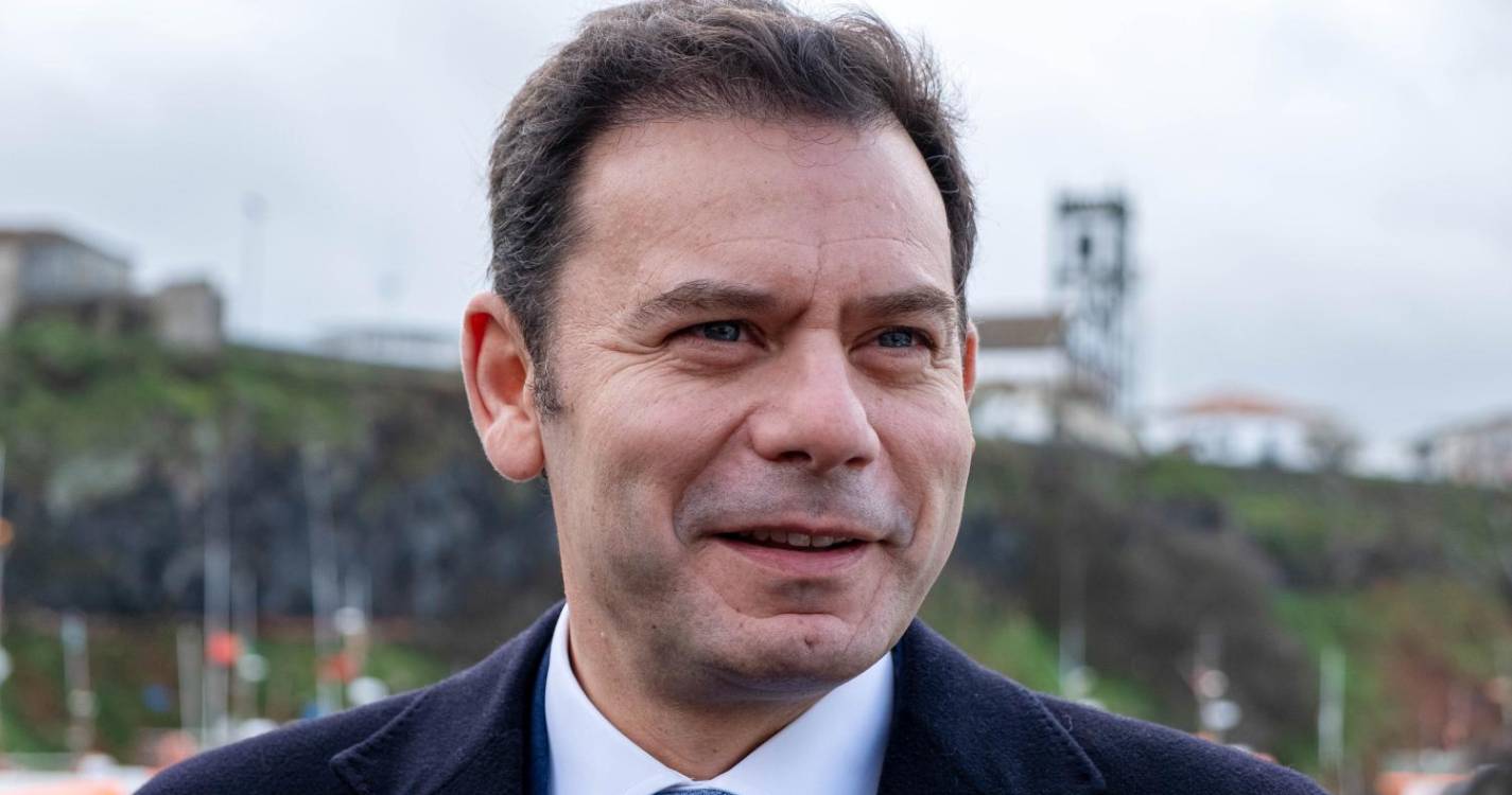 Montenegro acusa anterior Governo de aprovar resoluções sem cabimentação orçamental