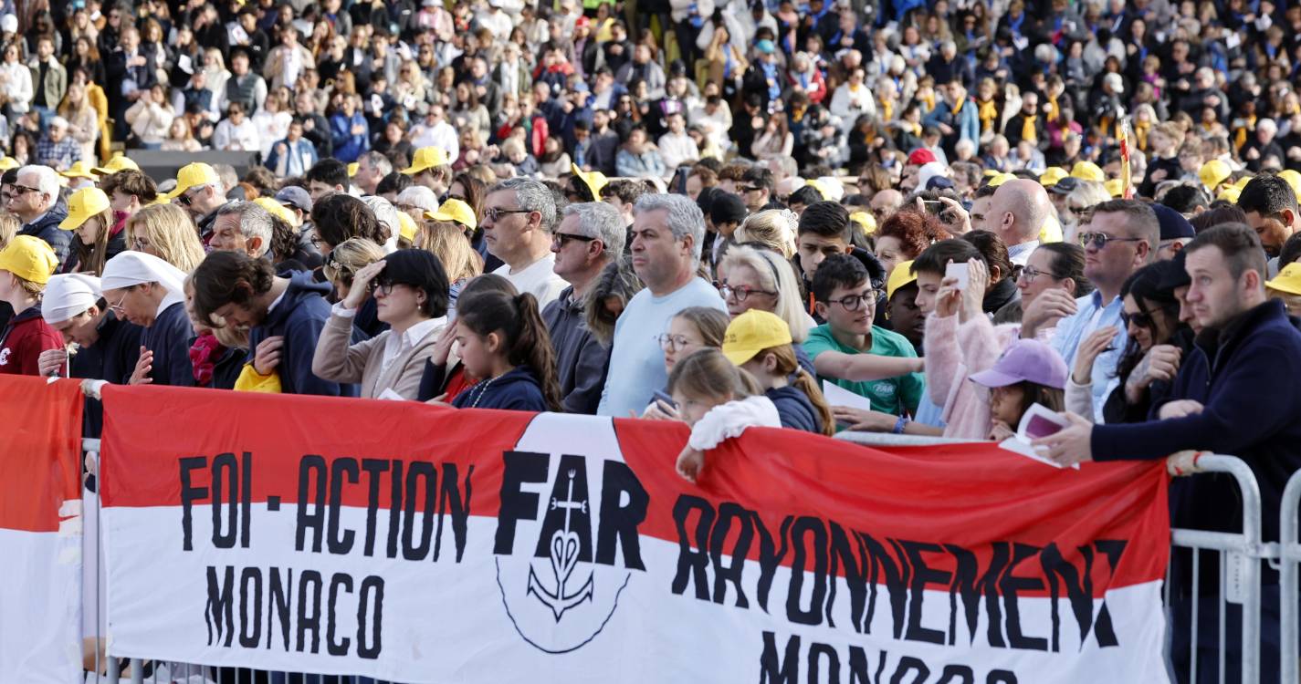 Papa Leão XIV termina visita ao Mónaco com alerta para os riscos da idolatria do dinheiro