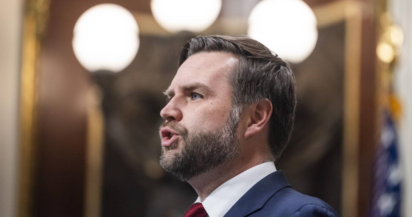 EUA monitorizam incidente com tripulação de barco morta em Cuba diz Vance