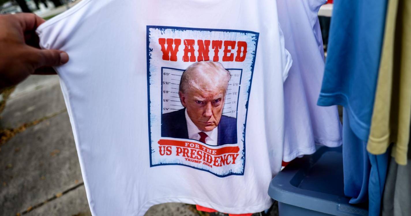 Trump: Estrada fora ao som de ‘Macho man’ da Florida à Casa Branca