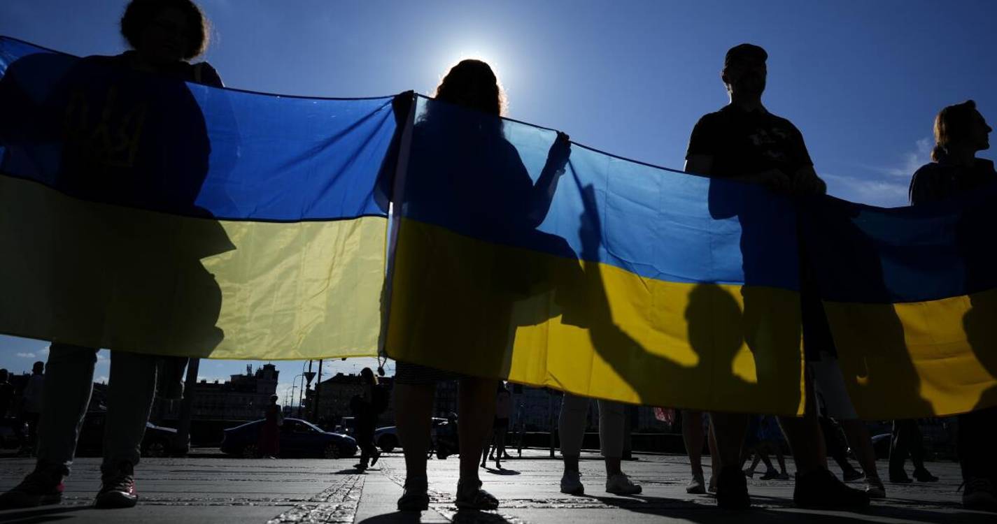 Ucrânia: OCDE prevê recuperação económica tímida enquanto houver guerra