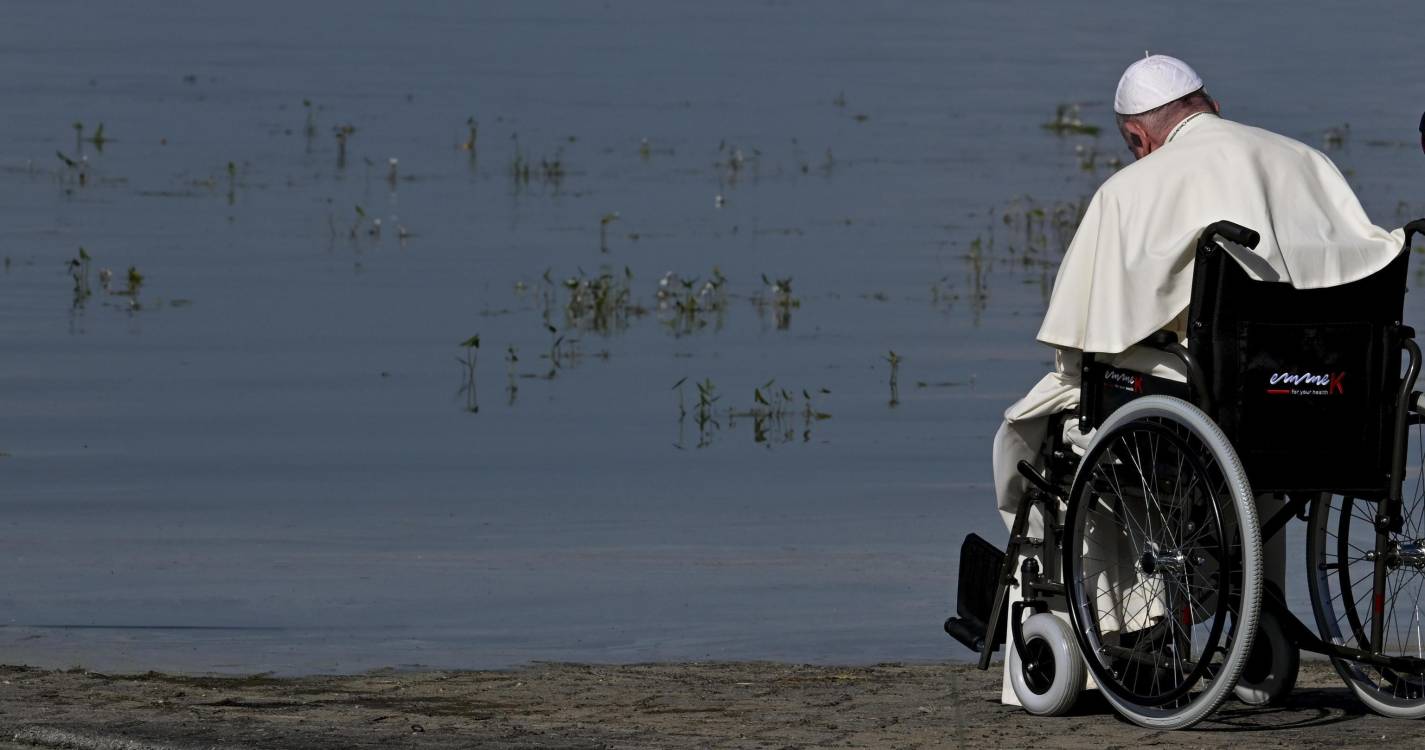 Governo vai decretar luto nacional em memória do Papa