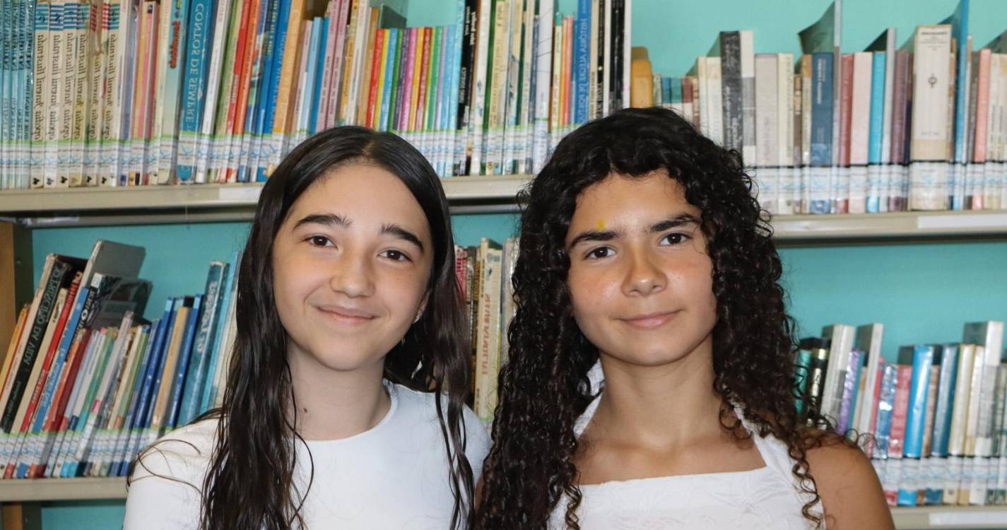 Jovens da Calheta e Ponta do Sol lançam livro que cruza romance e fantasia