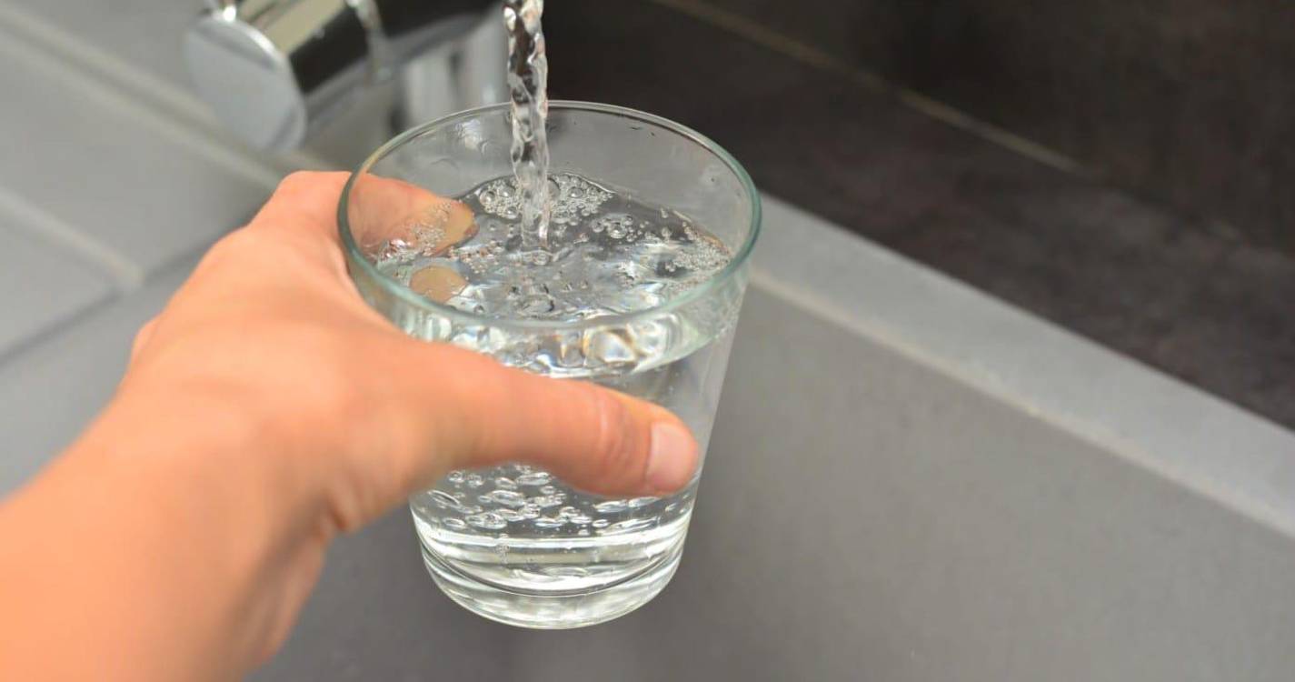 Falta água no Arco da Calheta