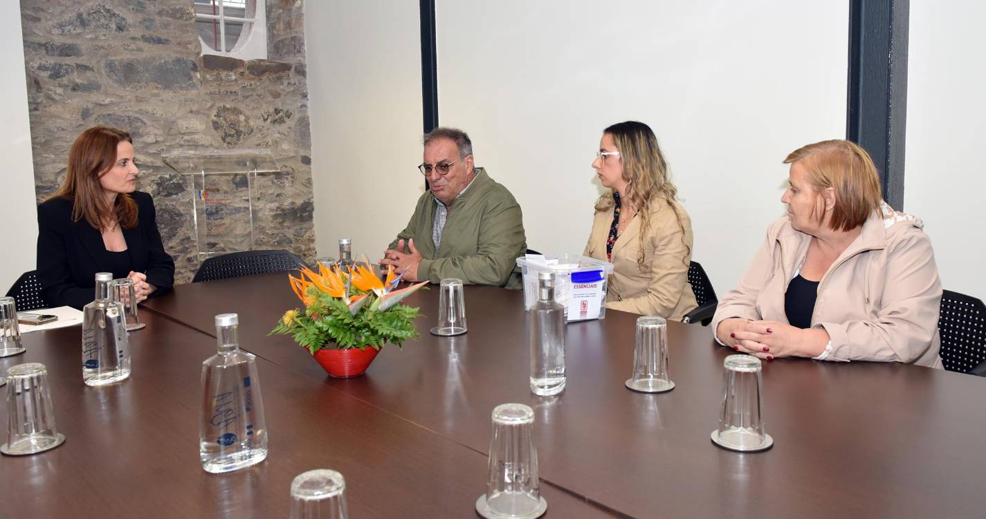 Sindicato quer mais assistentes operacionais a transitar para a carreira de técnico auxiliar