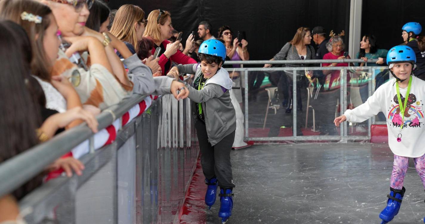 Pista de gelo já abriu e oferece adrenalina a miúdos e graúdos