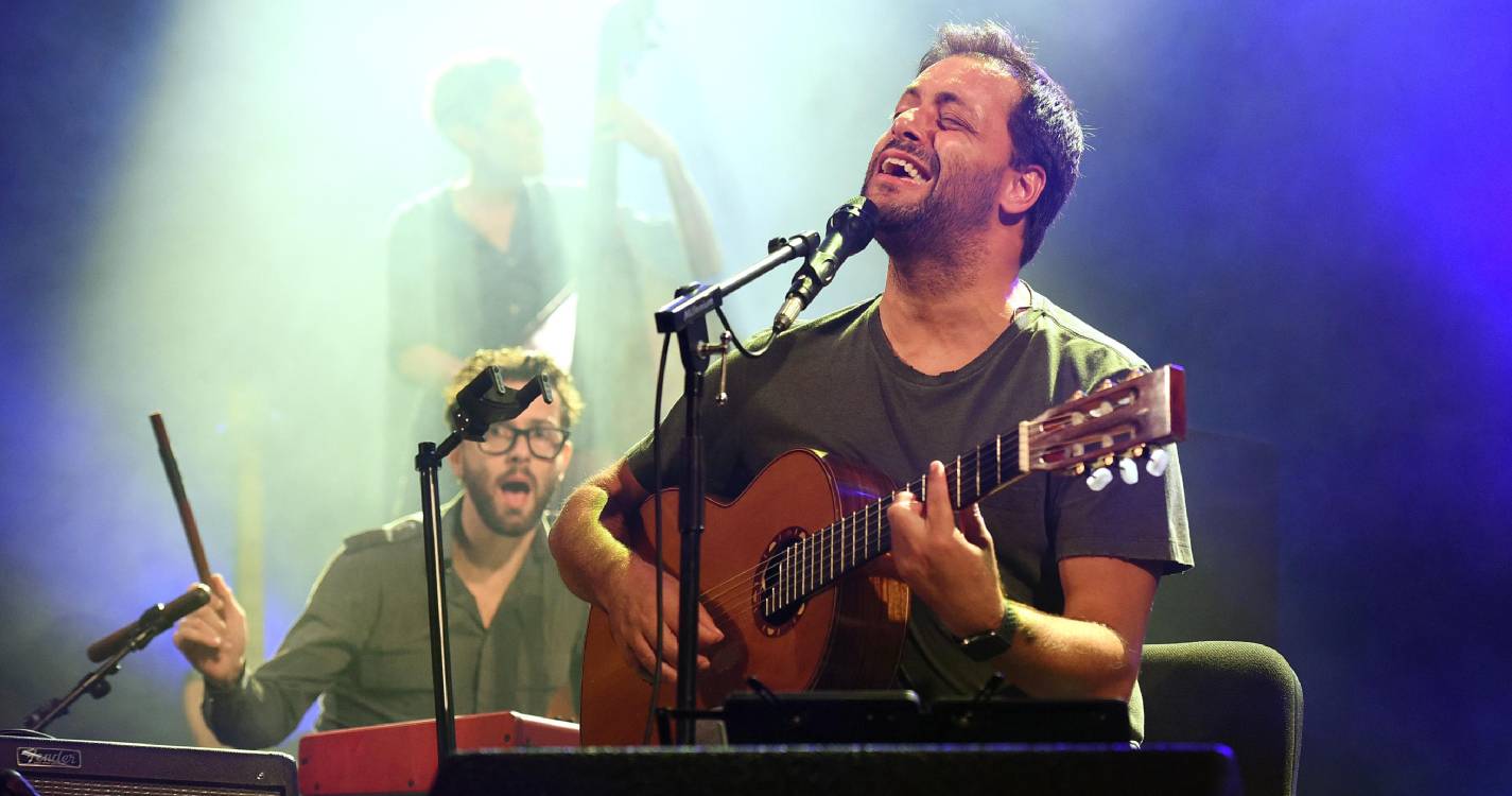 Autonomia: António Zambujo atua dia 25 na Calheta