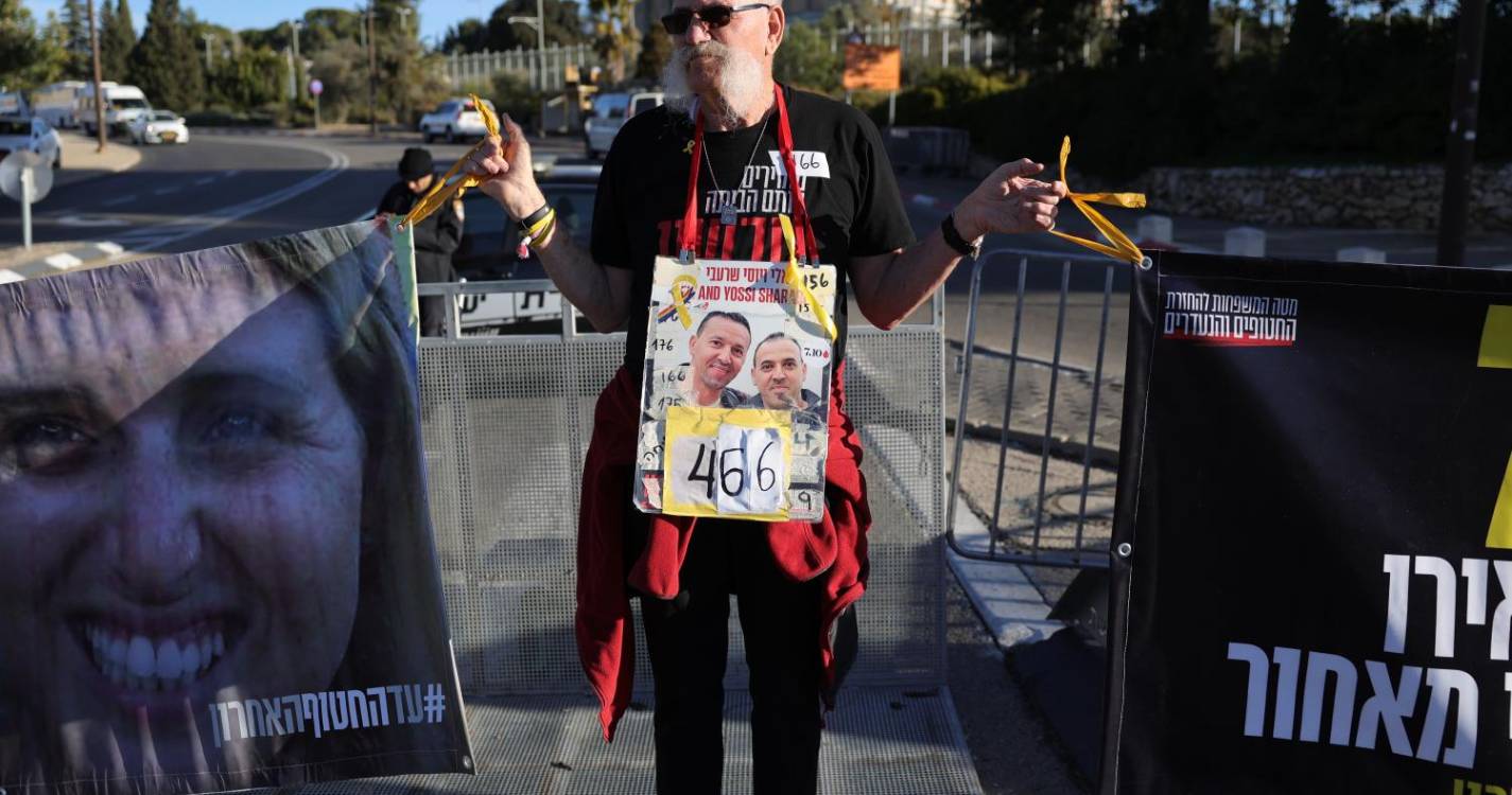 Médio Oriente: Familiares de reféns invadem Parlamento israelita para protestar contra Governo