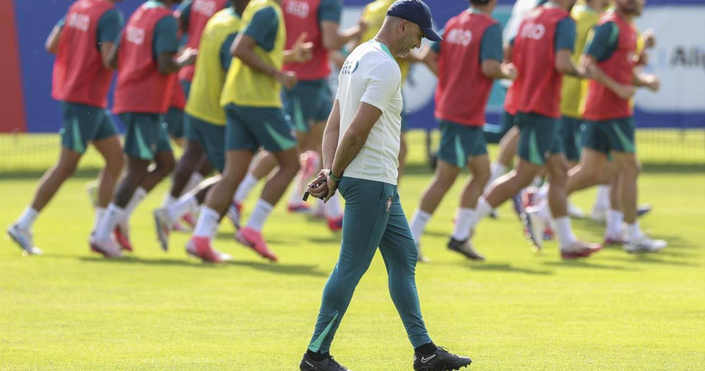 Martínez aposta no mesmo onze que venceu a Turquia