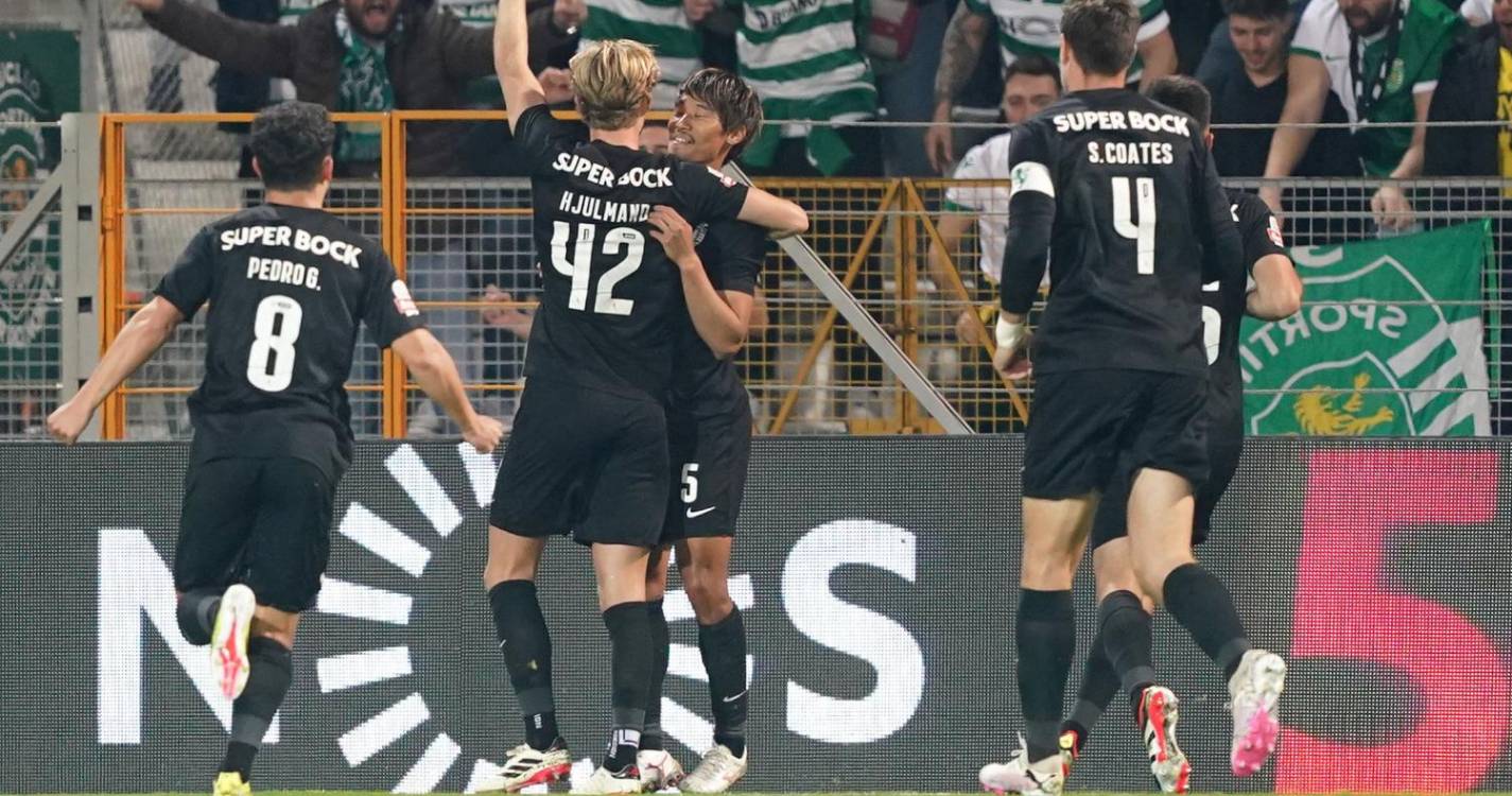 I Liga: Sporting vence Moreirense e iguala Benfica no topo