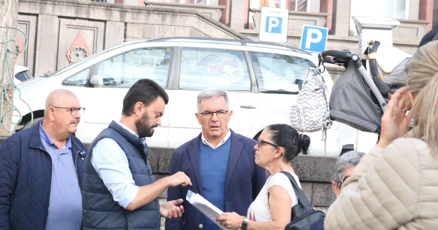 CDU leva moradores de seis zonas do Funchal à Câmara Municipal para exigir melhores acessibilidades