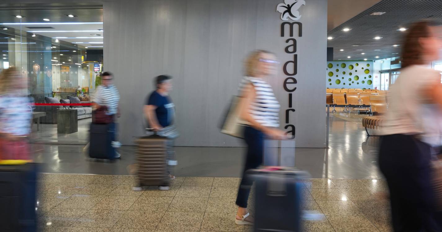 Passageiros nos aeroportos nacionais aumentam 4,8% no 1.º semestre