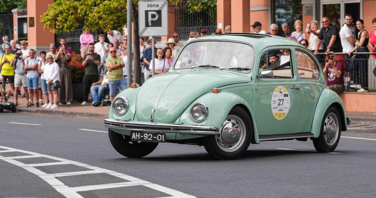 Percorra a galeria que mostra como foi o desfile em ‘grande estilo’ de clássicos