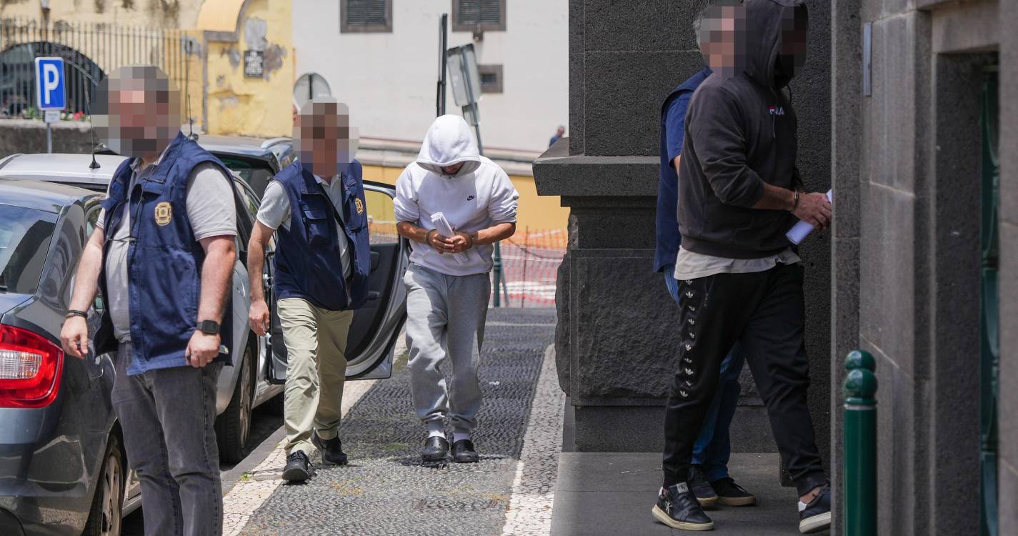 Dois suspeitos ficam em prisão preventiva em caso de alegada rede de tráfico de droga