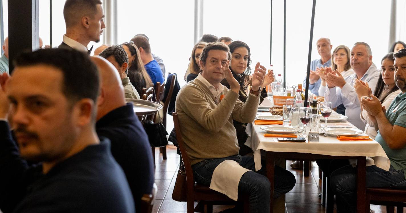 Almoço entre social-democratas reuniu apoio da ‘velha guarda’ (com fotos)