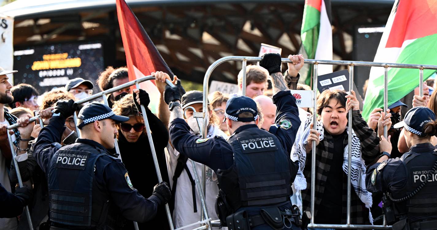 Médio Oriente: Hamas confirma ter recebido restos mortais de 15 prisioneiros