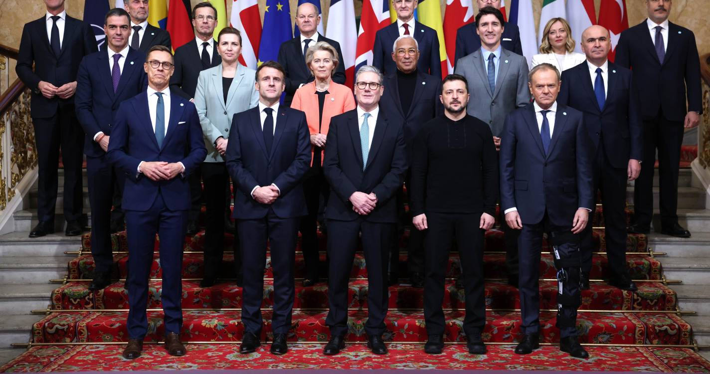 Ucrânia: Starmer sublinha “momento único” para a segurança da Europa