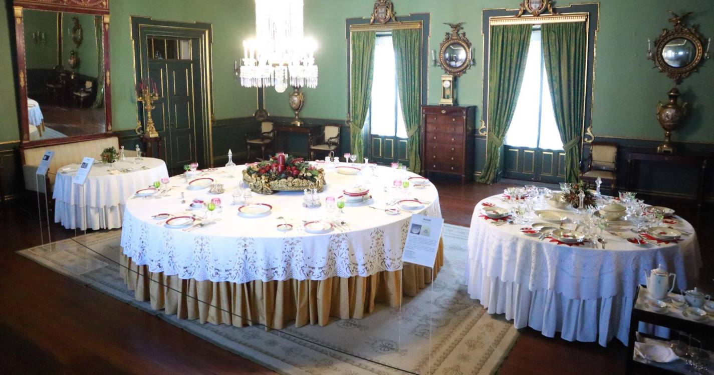 Palácio de São Lourenço acolhe exposição ‘O Brilho da Porcelana’ de peças da Vista Alegre