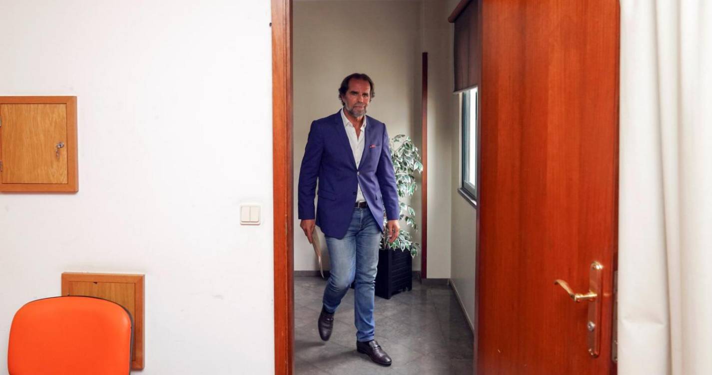 Albuquerque mantém “disponibilidade total” para conversar com Manuel António Correia