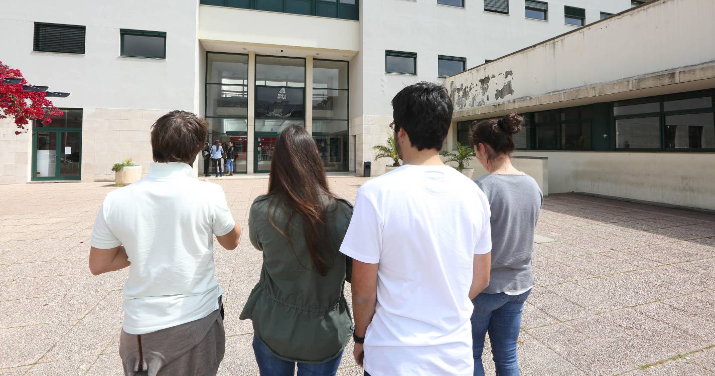 RIR quer UMa com mais apoios e professores