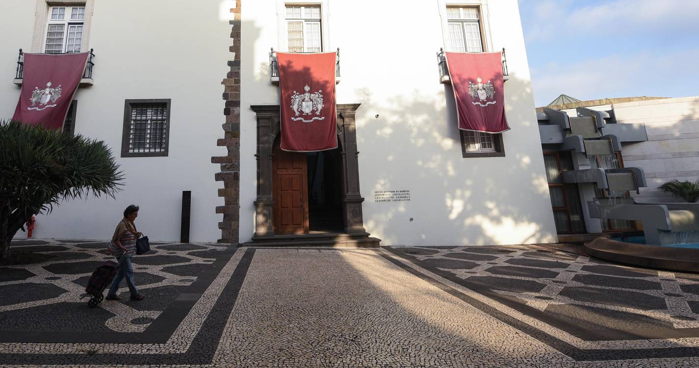 Conferência dos Representantes aprova debate mensal com o Governo subordinado à Habitação