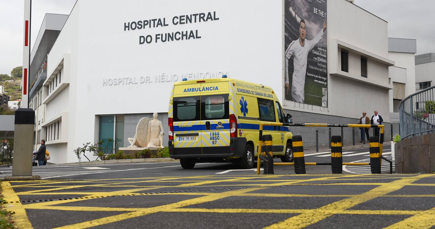 Capotamento faz um ferido na via expresso de Câmara de Lobos