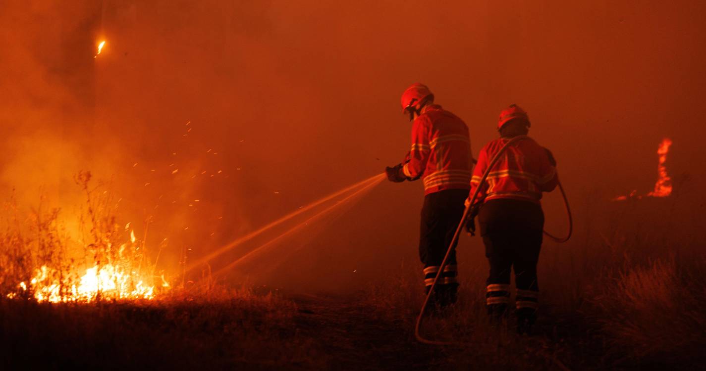 Incêndio deixa milhares de pessoas sem eletricidade em Berlim