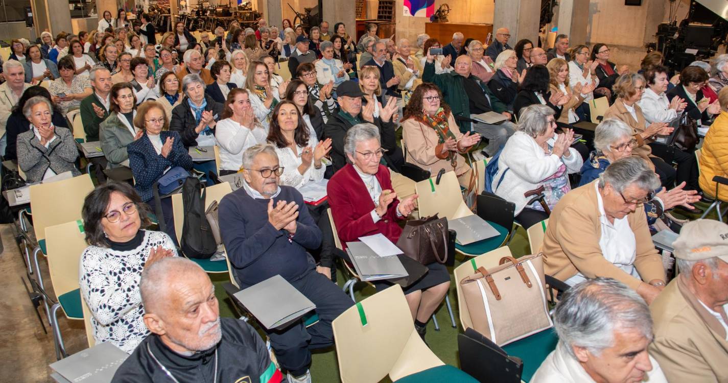 Mais de 300 pessoas participaram no V Encontro Regional das Universidades Seniores da Região (com fotos)