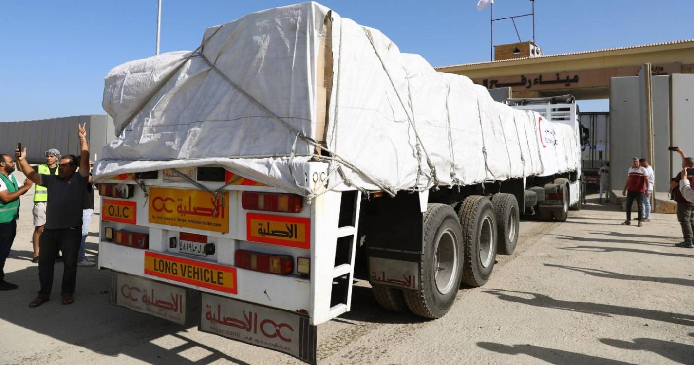 Forças israelitas anunciam reabertura de passagem humanitária em Rafah