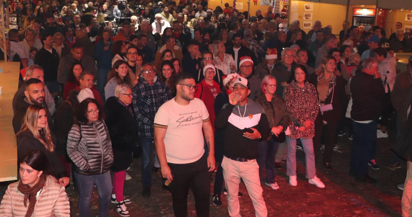 Machico foi destino de milhares de pessoas pela noite dentro (com fotos)