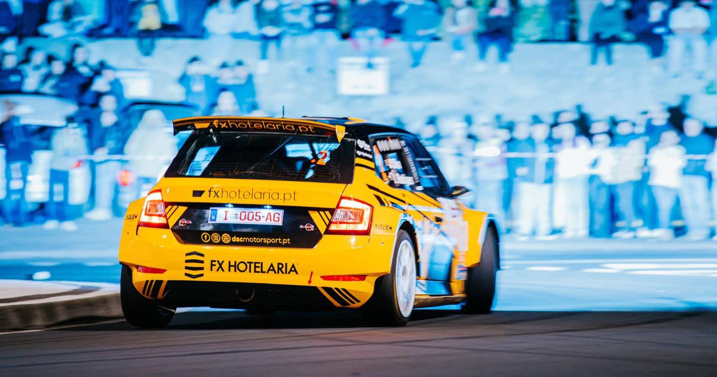 João Silva inicia dia a vencer no Rali de Santana