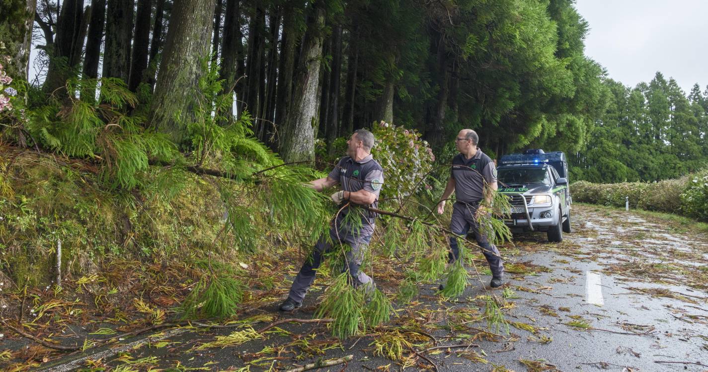 Gabrielle traz hoje chuva e ventos fortes ao noroeste peninsular