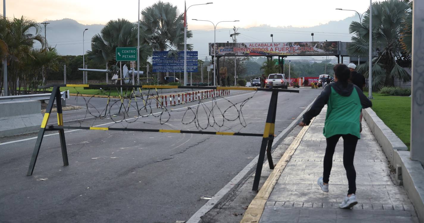 Venezuela: “Calma tensa” após “noite de terror”