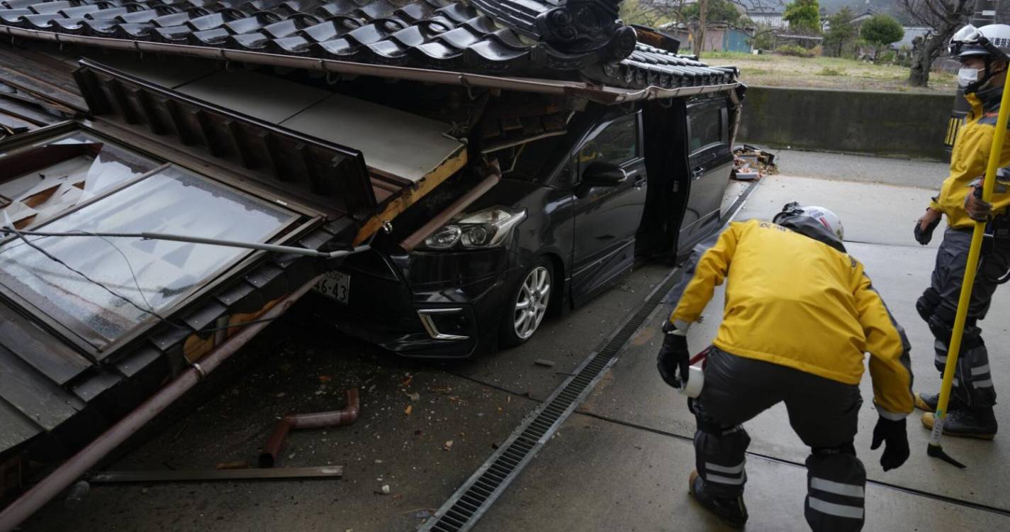 Réplica de 5,5 atinge Japão depois de sismo que fez 62 mortos