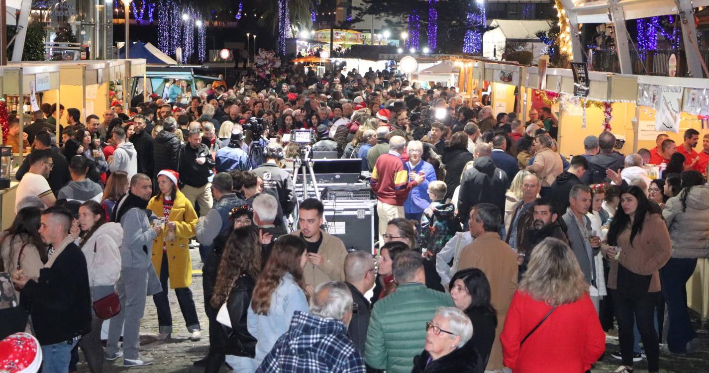 Machico foi destino de milhares de pessoas pela noite dentro (com fotos)
