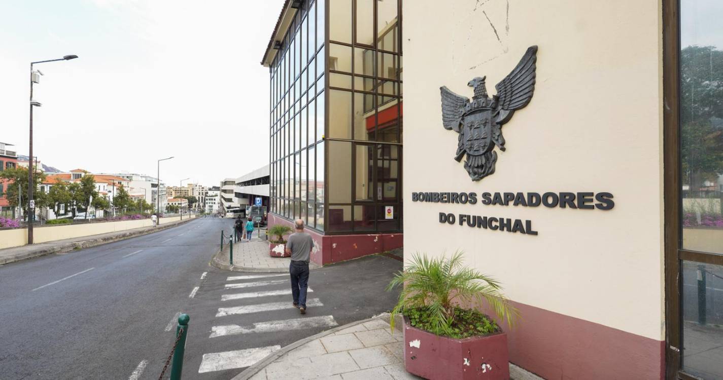 Sapadores chamados para acudir vítima de agressão esta madrugada na Avenida Sá Carneiro