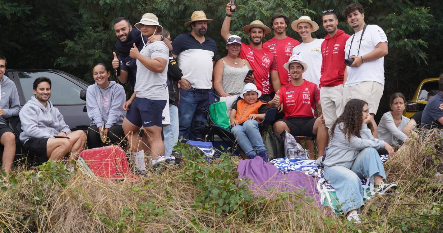 Aficionados na Choupana para ver o Rali. Veja quem está