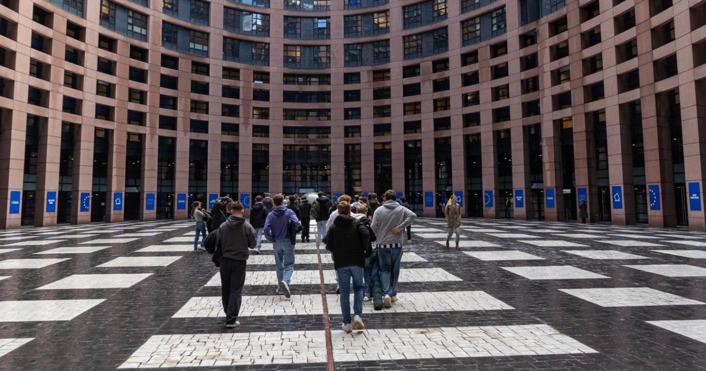 Parlamento Europeu: Estrasburgo segue a todo o gás no penúltimo dia de sessão plenária (com fotos)