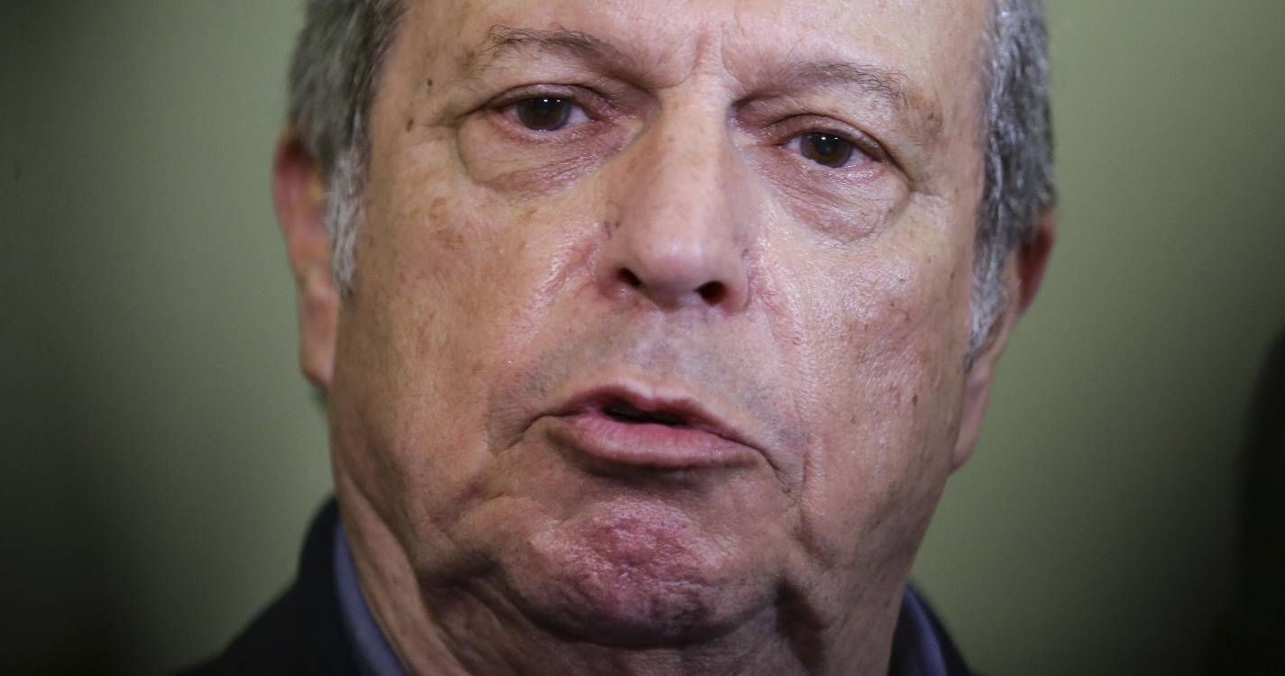 Carlos César diz que Montenegro “passa a ser a maior causa de fraqueza” do Governo