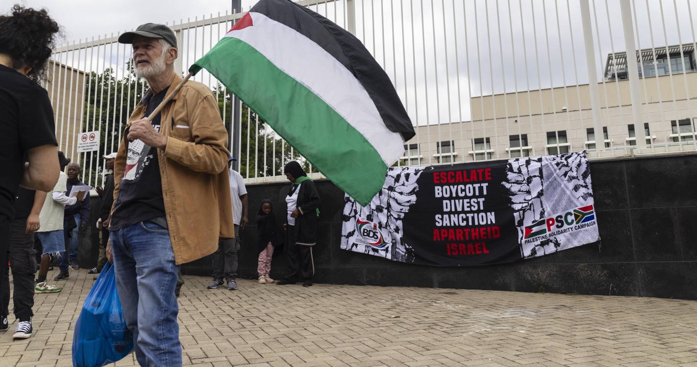 Israel admite ter matado palestiniano “terrorista” de 14 anos