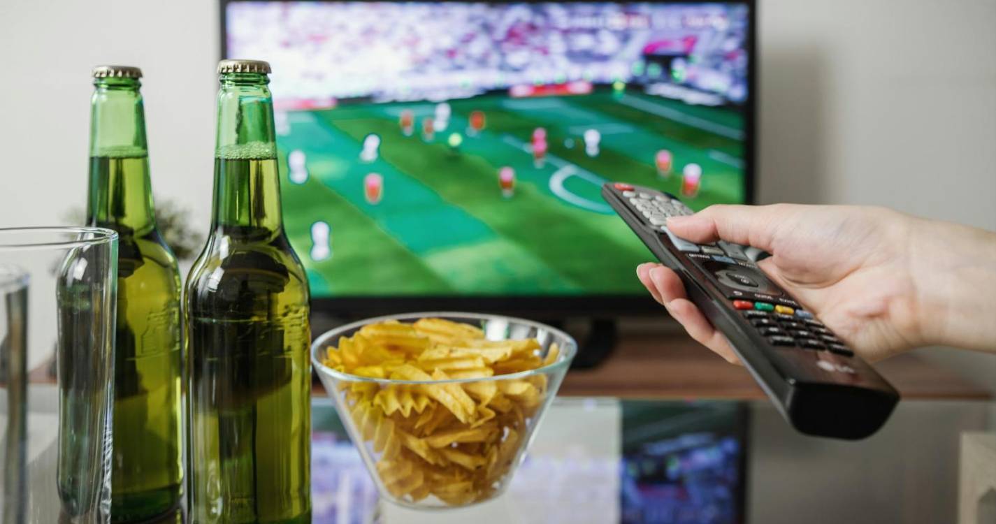 Mais de um terço dos jovens portugueses veem eventos desportivos ilegalmente