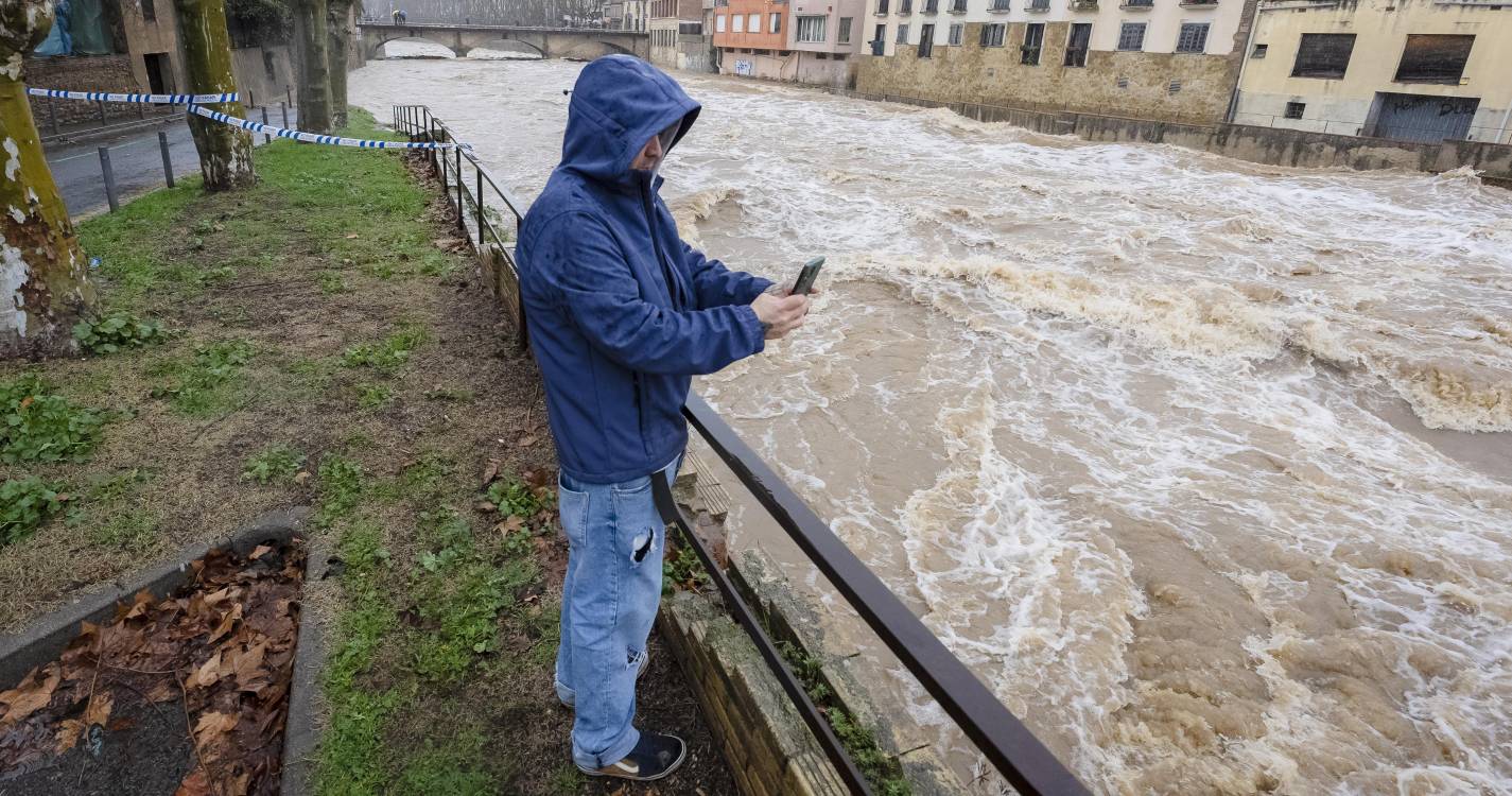 Pelo menos 20 feridos em mais um acidente ferroviário em Espanha