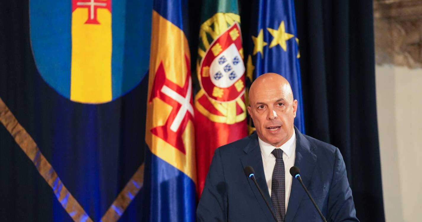 “A mesma receita não resolve os problemas estruturais de anos”