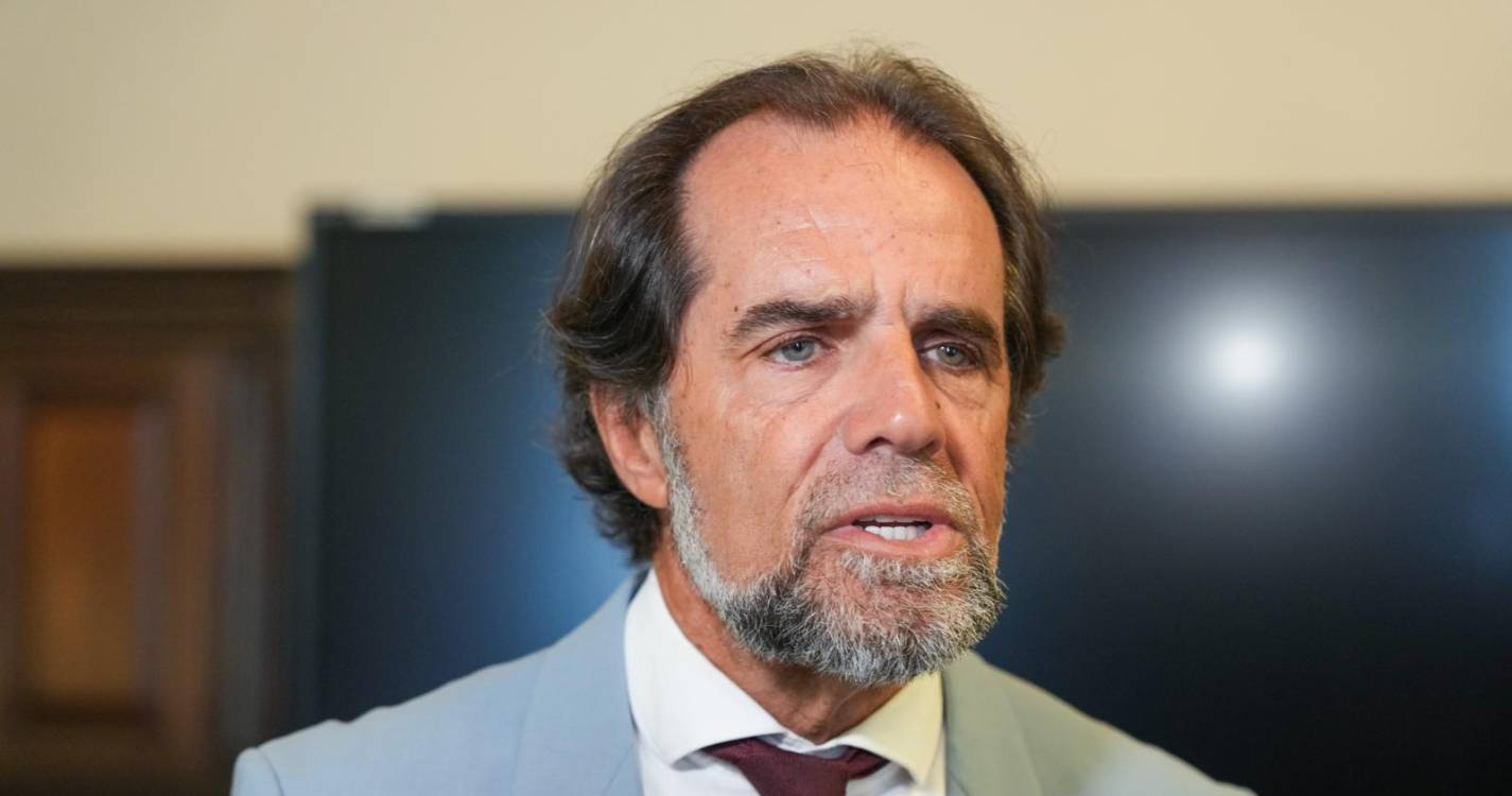 Albuquerque felicita novos eleitos de Jersey e destaca laços históricos com a Madeira