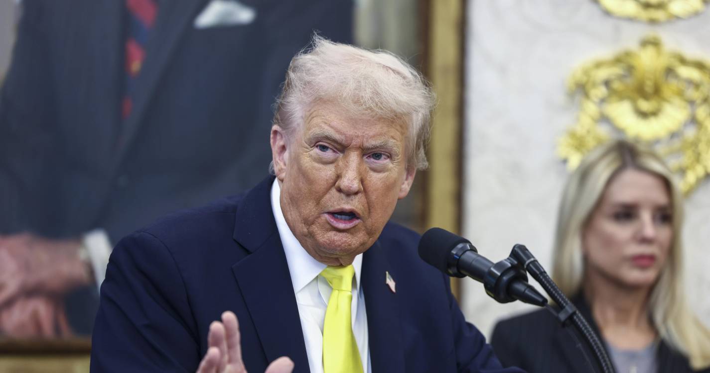 Trump avalia ataques contra narcotraficantes dentro da Venezuela