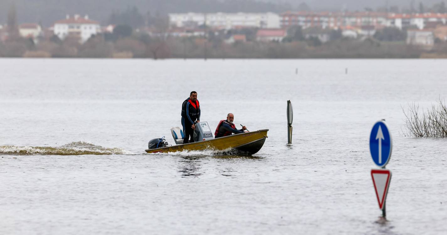 Mau Tempo: Proteção Civil alerta para risco de cheias rápidas e deslizamentos